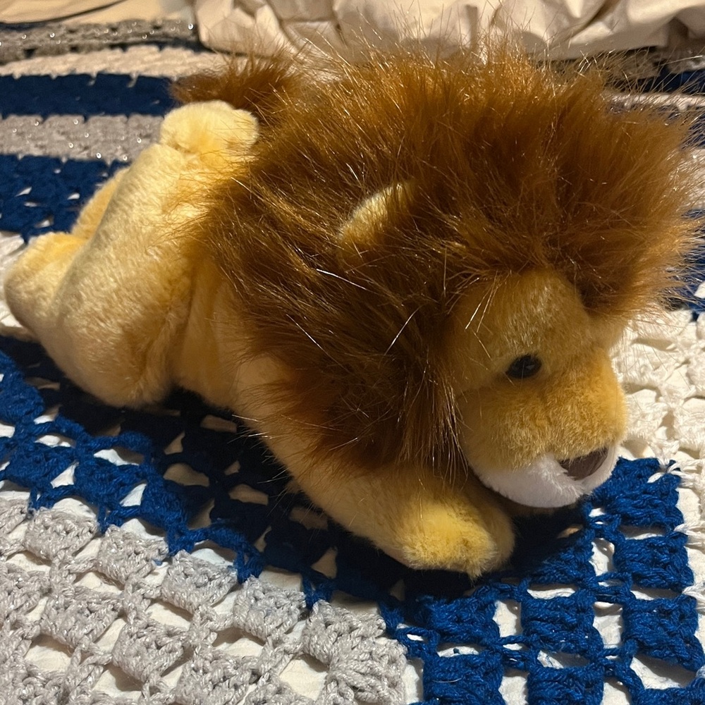 Wildlife Tree Plush Lion Toy - Brown and Tan